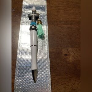 Handcrafted refillable Jesus pen